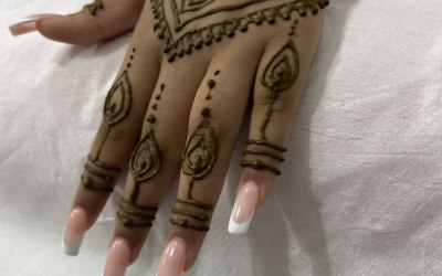 Tailored Design _ Henna applied