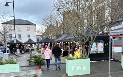 Outside lighting & gazebo stalls