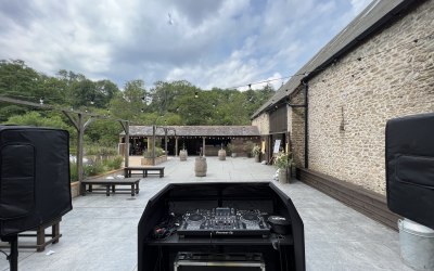 Wedding courtyard