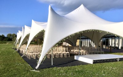 Open sided Trapeze laid for Wedding ceremony