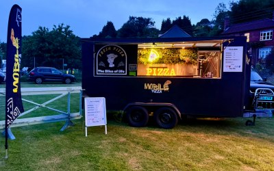 Pizza Trailer Set up 