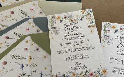 Wildflowers design wedding invitations