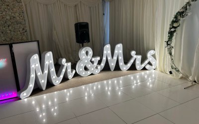 Mr & Mrs light up LED lights 