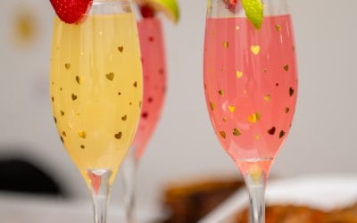 Mocktail drinks for guests arrival 