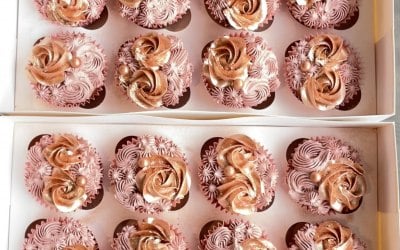 Rose gold glitter cupcakes 