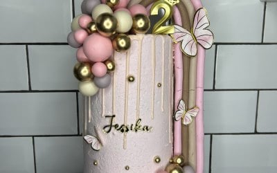 Kiddies custom cake