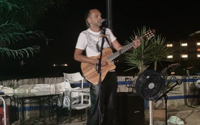 Live in Spain