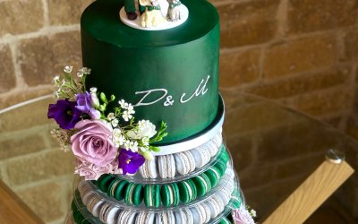 Emerald macaron tower