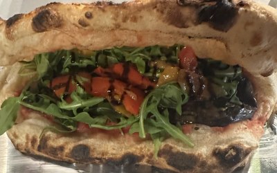 Auber-Genie (Ve) - Aubergines flame grilled in our secret marinade, house tomato sauce, rocket, sweet peppers, balsamic glaze 