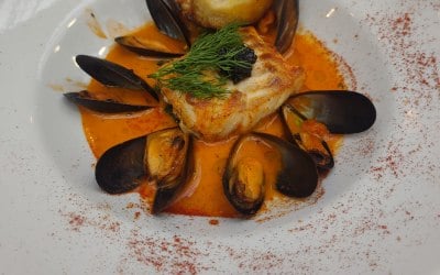Wild Turbot guazzetto with mussels and chicory 