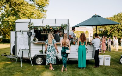 Our Original and Extendable Horsebox Bar