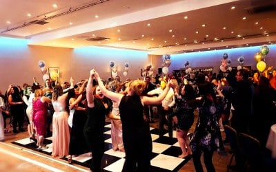 Party moment