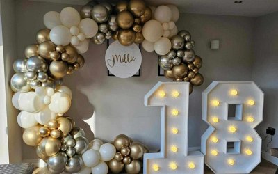 Moongate Hoop & Balloon Garland