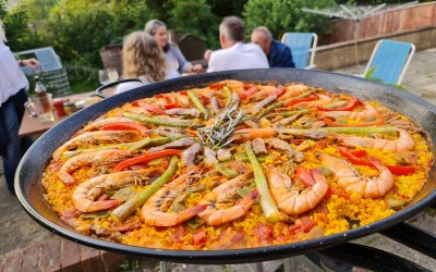 La traducción al ingléOur paella at your event will be remembered by all your guests.