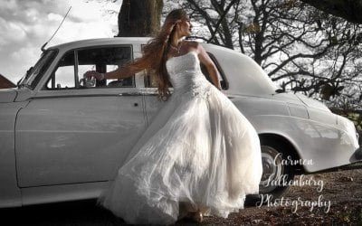 Wedding Car and Bride 