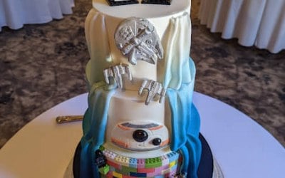 Star Wars Lego wedding cake reveal
