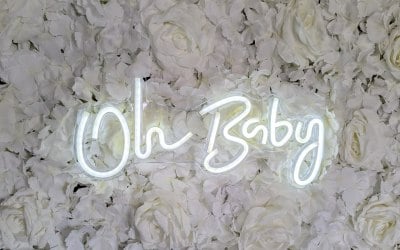 Neon Sign 