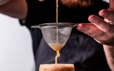 Cocktail bartender hire