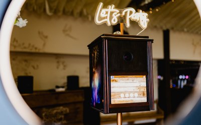 Customisable Rustic Photobooth (Party Theme)