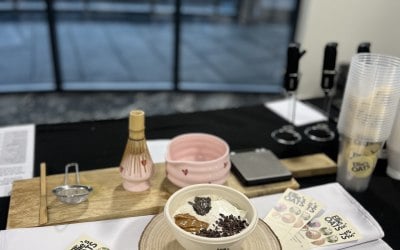 Sticky Toffee Oat Bowl