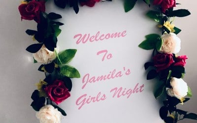 Girls Night Sign with roses 