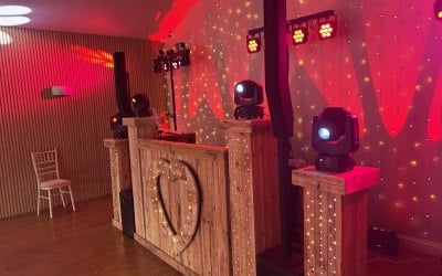 Rustic Rig in Cotswold Barn