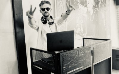 Mixing Café Del Mar and Ibiza Chill