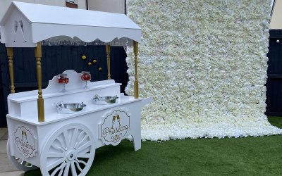Prosecco cart complete with 40 glasses 