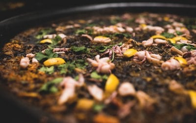 Black rice paella