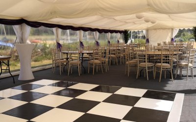 Jigsaw 108 with Chiavari Chairs