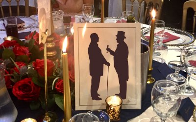The couple's silhouette placed on the top table