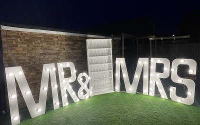 Light up Letters & Prosecco Wall