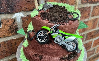 One of 2022's favourite cakes, made for a special little guy who loves all things motorcross