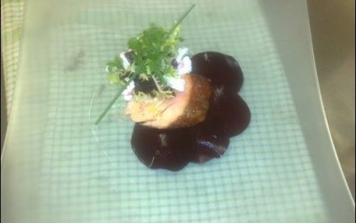 Hot smoked salmon with pickle slice beetroot