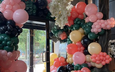 Restaurant 3rd birthday balloons