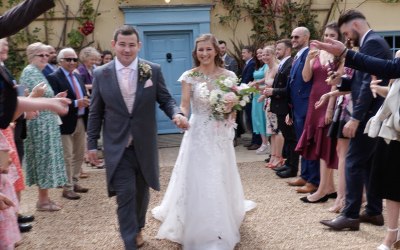 Bride & Groom Confetti Tunnel