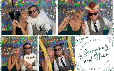 Some amazing prints from a wonderful wedding (horse box photo booth)