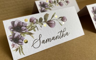 Purple flowers personalised place name cards