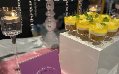 Mango cheesecake cups and set up