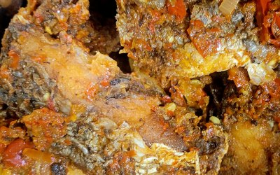 Fried fish in pepper sauce