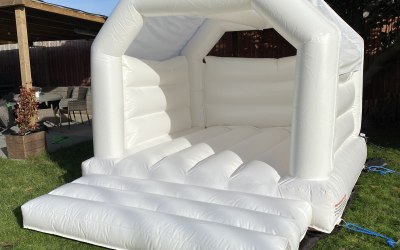 Our special tots bouncy castle for the under 5s