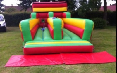 Bubble'n'Bounce Hot Tub Hire Wales