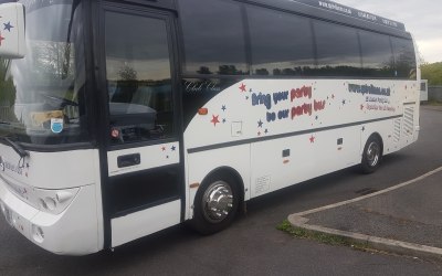 32 seater partybus 