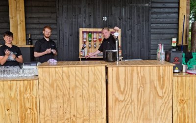 our light wood modular bar