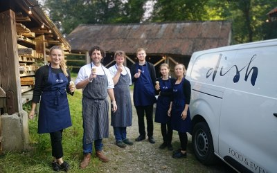 Here's the gang at Dish Cornwall enjoying a well deserved ice cream after service at the beautiful Boconnoc. We love to treat your other staff to ice creams, which always goes down well! 