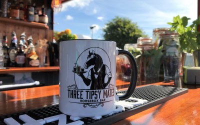 Three Tipsy Mates - Horsebox Bar & Events