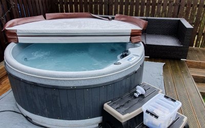 Skye Solid Hot Tub 