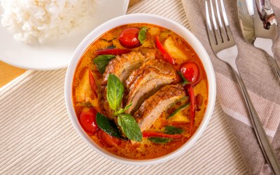 Red Duck Curry 