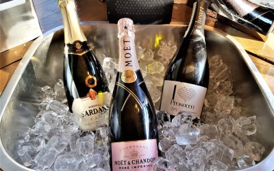 Offering Champagne & Sparkling Wines