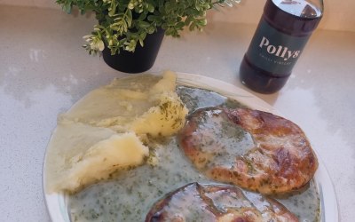 Polly’s Pie and Mash 1
